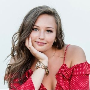 Meet your Posher, Hailey